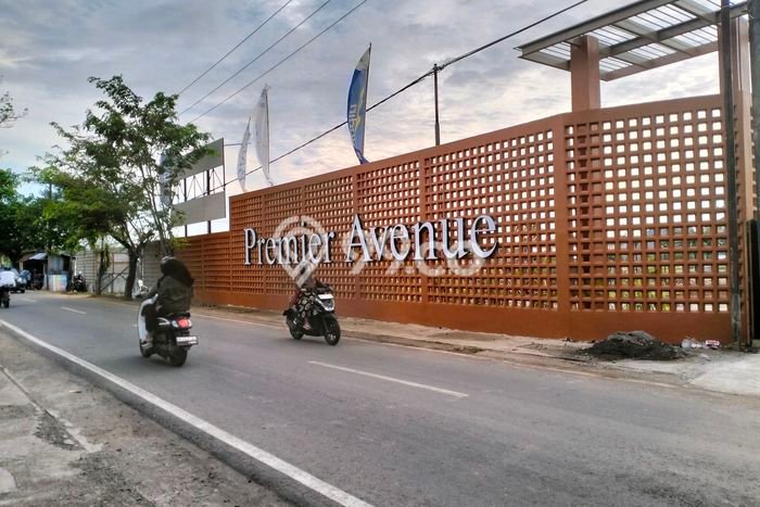 For Sale Rumah 3 Kamar Lokasi Ideal Bagus dan Strategis di Somba Opu For Sale Rumah 3 Kamar Lokasi Ideal Bagus dan Strategis di Somba Opu