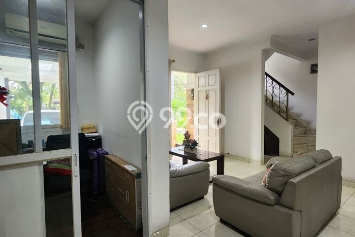 Hot Offer Hunian Mewah Ideal dan Luas di Serpong, Tangerang Selatan Hot Offer Hunian Mewah Ideal dan Luas di Serpong, Tangerang Selatan