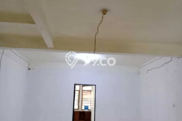 Ruko Disewa di Jakarta Barat dengan LB 200m2 Area Komersial Ramai Ruko Disewa di Jakarta Barat dengan LB 200m2 Area Komersial Ramai