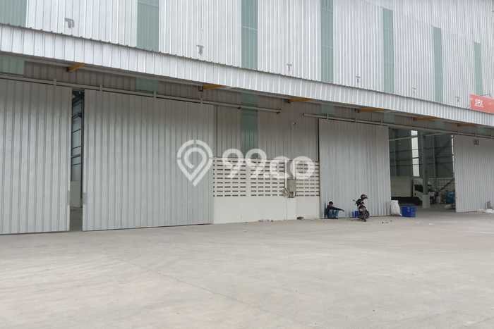 Gudang disewakan di Sepatan Tangerang dengan luas bangunan 3360m2 Gudang disewakan di Sepatan Tangerang dengan luas bangunan 3360m2