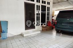 Jual Rumah Mewah Elegan Dengan View Eksklusif di Taman Ratu, Jakarta Barat Jual Rumah Mewah Elegan Dengan View Eksklusif di Taman Ratu, Jakarta Barat