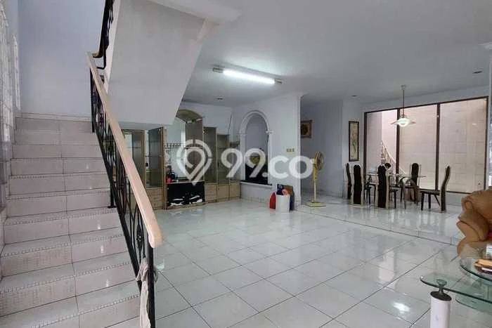 Rumah Cantik Siap Pakai Di Kebon Jeruk Luas 150m2 Lokasi Strategis Rumah Cantik Siap Pakai Di Kebon Jeruk Luas 150m2 Lokasi Strategis