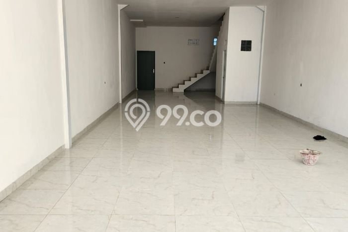 Area Ramai! Ruko Dijual di Maulafa untuk Bisnis Luas Bangunan 299m2 Area Ramai! Ruko Dijual di Maulafa untuk Bisnis Luas Bangunan 299m2