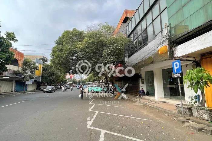 Unit Ruko Disewakan di Malang Kota di Area Ramai & Strategis Unit Ruko Disewakan di Malang Kota di Area Ramai & Strategis