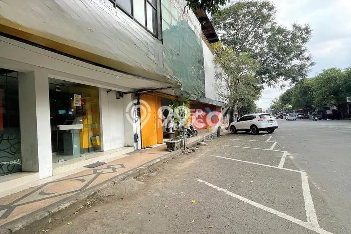 Unit Ruko Disewakan di Malang Kota di Area Ramai & Strategis Unit Ruko Disewakan di Malang Kota di Area Ramai & Strategis