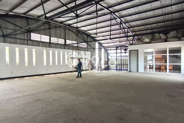 Gudang For Rent Kawasan Pakis, Luas 1200m2m², Lokasi Premium, Ready Bisnis Gudang For Rent Kawasan Pakis, Luas 1200m2m², Lokasi Premium, Ready Bisnis