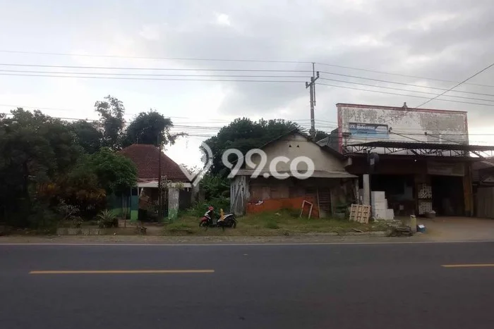Jarang Ada! Tanah di Dampit Punya Luas 402m2 SHM Jarang Ada! Tanah di Dampit Punya Luas 402m2 SHM