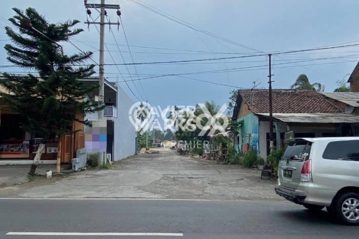 Tanah Strategis Dijual di Pakis Malang 15631m2 Tanah Strategis Dijual di Pakis Malang 15631m2