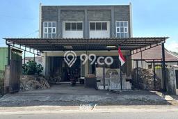 Ruko Dijual di Malang LT 270m2 & LB 300m2 Lokasi Terbaik! Ruko Dijual di Malang LT 270m2 & LB 300m2 Lokasi Terbaik!