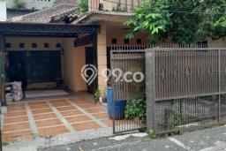 Rumah Luxury Modern Tanpa Renovasi di Pejaten Jakarta Selatan Rumah Luxury Modern Tanpa Renovasi di Pejaten Jakarta Selatan