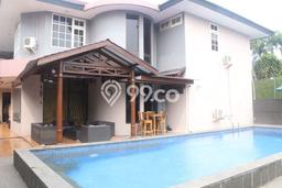 Rumah Luxury Modern Tanpa Renovasi di Kemang Jakarta Selatan Rumah Luxury Modern Tanpa Renovasi di Kemang Jakarta Selatan