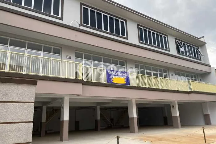 FOR RENT! Ruko di Radio Dalam Cocok untuk Bisnis 143m2 FOR RENT! Ruko di Radio Dalam Cocok untuk Bisnis 143m2