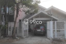 Disewakan! Rumah 3 Kamar Tidur &
1 Kamar Mandi di Turangga, Bandung Disewakan! Rumah 3 Kamar Tidur &
1 Kamar Mandi di Turangga, Bandung