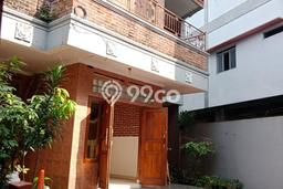 For Sale! Premium House LT 232m2 Desain Elegan di Buah Batu For Sale! Premium House LT 232m2 Desain Elegan di Buah Batu