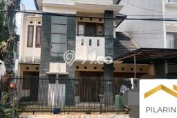 UNIT SPESIAL! Rumah di Terusan Buah Batu, 4 KM, Akses Fasilitas, Luas 164m² LB 200m² UNIT SPESIAL! Rumah di Terusan Buah Batu, 4 KM, Akses Fasilitas, Luas 164m² LB 200m²