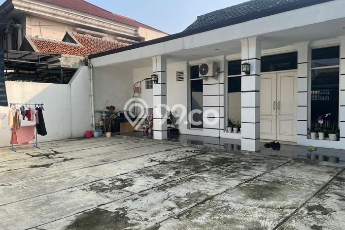 Rumah Sejuk di Burangrang, 3 KM, Bebas Banjir Rumah Sejuk di Burangrang, 3 KM, Bebas Banjir