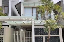Rumah di Terusan Buah Batu, Dekat Pusat Kota, 2 KT, LT 96m² LB 91m² Rumah di Terusan Buah Batu, Dekat Pusat Kota, 2 KT, LT 96m² LB 91m²