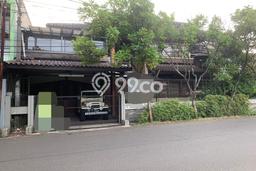 For Sale! Luxury House LT 280m2 Desain Elegan di Turangga For Sale! Luxury House LT 280m2 Desain Elegan di Turangga