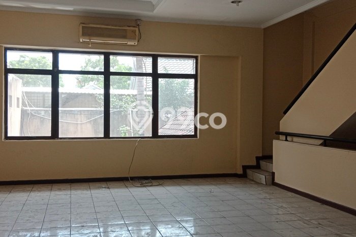 Unit Ruko Paling Strategis di Batununggal Bandung dengan LB 250m2 Unit Ruko Paling Strategis di Batununggal Bandung dengan LB 250m2