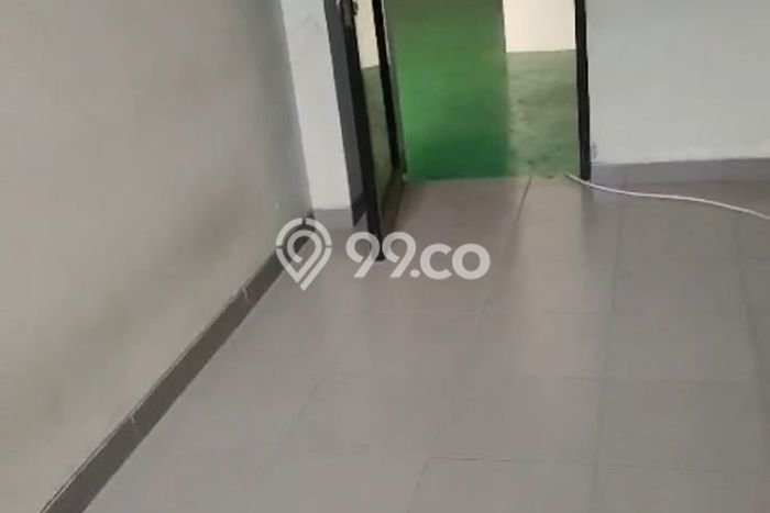 Unit Gudang Disewakan di Kapuk Kamal di Area Ramai & Strategis Unit Gudang Disewakan di Kapuk Kamal di Area Ramai & Strategis