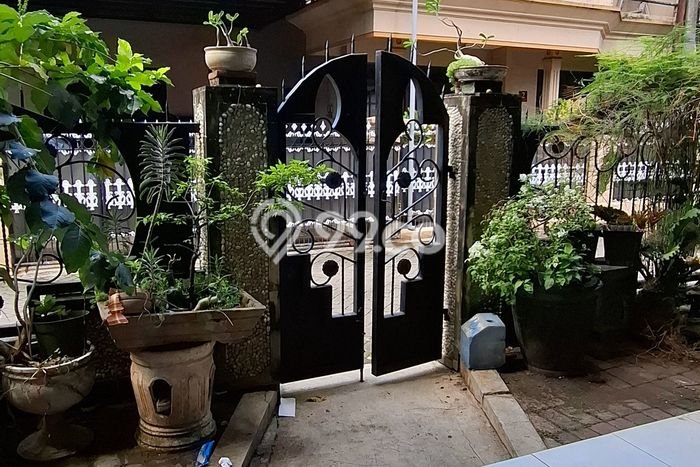 Hunian Cantik Minimalis Lb 150m2 di Sukun, Malang Hunian Cantik Minimalis Lb 150m2 di Sukun, Malang