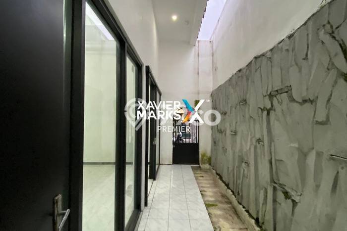 Rumah Strategis Modern Lb 150m2 di Lowokwaru, Malang Rumah Strategis Modern Lb 150m2 di Lowokwaru, Malang