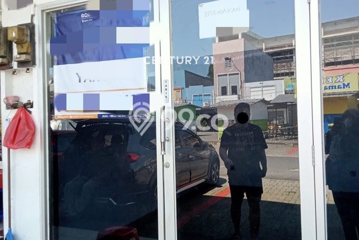 Ruko disewakan lokasi strategis Serpong Utara Tangerang Selatan 12m2 Ruko disewakan lokasi strategis Serpong Utara Tangerang Selatan 12m2