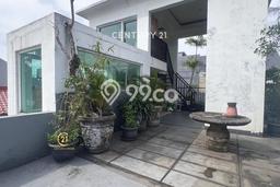 Hunian Elit LB 400m2 Siap Pakai Desain Elegan di Bintaro, Tangerang Selatan Hunian Elit LB 400m2 Siap Pakai Desain Elegan di Bintaro, Tangerang Selatan