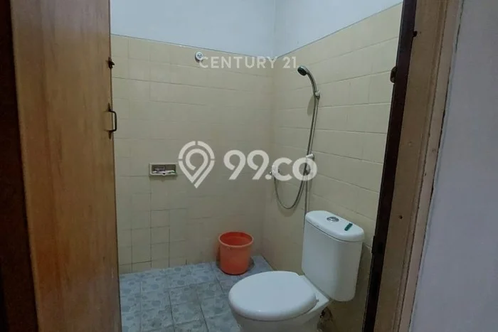 Rumah Sewa Tangerang Selatan LT 135m2 LB 120m2 Kawasan Sektor 3 - Bintaro Rumah Sewa Tangerang Selatan LT 135m2 LB 120m2 Kawasan Sektor 3 - Bintaro