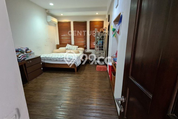 Dijual Rumah Mewah Elegan Dengan View Eksklusif di Bintaro, Tangerang Selatan Dijual Rumah Mewah Elegan Dengan View Eksklusif di Bintaro, Tangerang Selatan