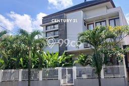 Rumah Elit LB 112m2 Siap Pakai Desain Elegan di Sektor 9-Bintaro, Tangerang Selatan Rumah Elit LB 112m2 Siap Pakai Desain Elegan di Sektor 9-Bintaro, Tangerang Selatan