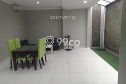 Rumah sewa siap pakai 4 KT di Bintaro, Tangerang Selatan Rumah sewa siap pakai 4 KT di Bintaro, Tangerang Selatan