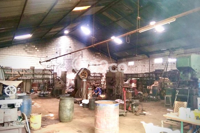 Unit Gudang Tersedia di Cibeureum Spesifikasi LB 318m2 Unit Gudang Tersedia di Cibeureum Spesifikasi LB 318m2