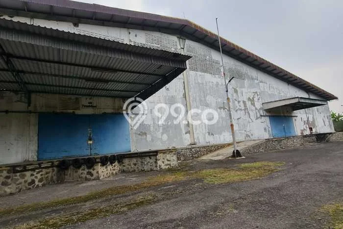 Area Ramai! Pabrik Dijual di Dayeuhkolot untuk Bisnis Luas Bangunan 15000m2 Area Ramai! Pabrik Dijual di Dayeuhkolot untuk Bisnis Luas Bangunan 15000m2