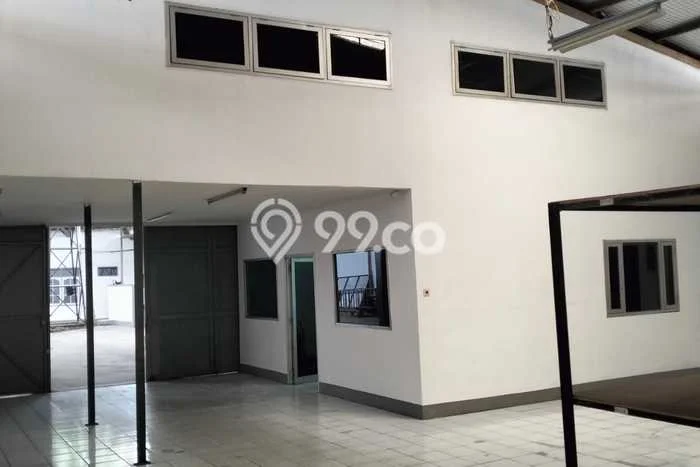 Disewakan Gudang di Pusat Kota Bandung Ramai Strategis Disewakan Gudang di Pusat Kota Bandung Ramai Strategis