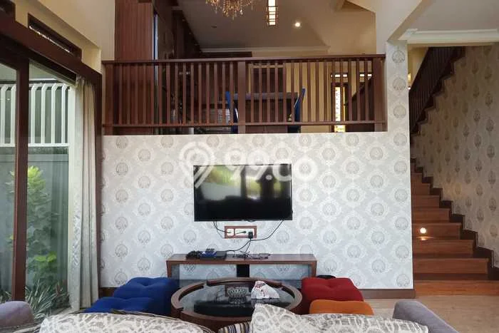 Rumah Elit Modern Siap Huni di Ciumbuleuit Bandung Rumah Elit Modern Siap Huni di Ciumbuleuit Bandung