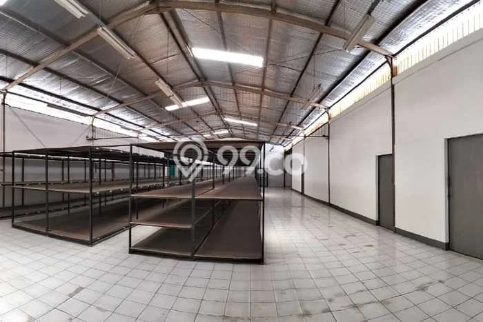 Disewakan Gudang di Pusat Kota Bandung Ramai Strategis Disewakan Gudang di Pusat Kota Bandung Ramai Strategis