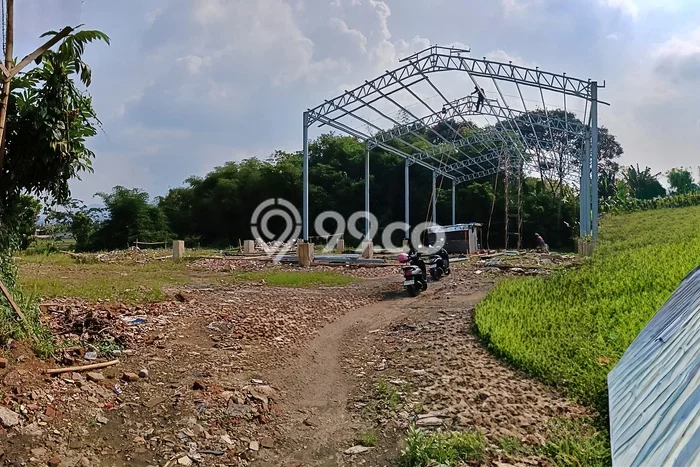 Gudang Disewa di Soreang, Bandung, LT 2000m2 / LB 300m2 Gudang Disewa di Soreang, Bandung, LT 2000m2 / LB 300m2