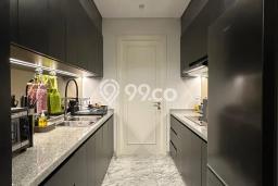 FOR SALE Hunian Apartemen Luxury di Medan Barat dengan 3 Kamar Tidur & Luas 141m2 FOR SALE Hunian Apartemen Luxury di Medan Barat dengan 3 Kamar Tidur & Luas 141m2