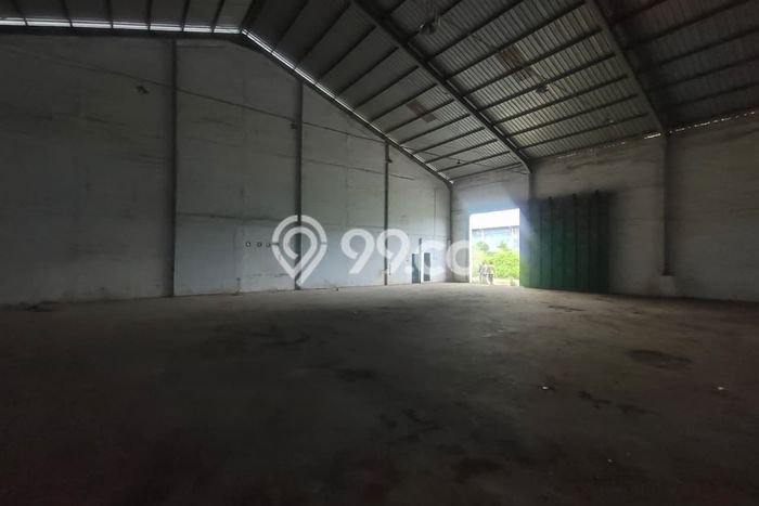 Gudang disewakan di Marusu Maros dengan luas bangunan 1218m2 Gudang disewakan di Marusu Maros dengan luas bangunan 1218m2