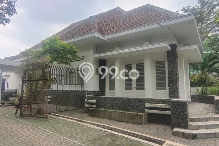 Rumah Cantik Siap Huni Di Bogor Tengah Luas 800m2 Lokasi Strategis Rumah Cantik Siap Huni Di Bogor Tengah Luas 800m2 Lokasi Strategis