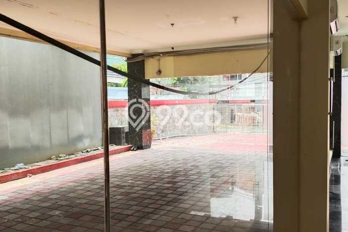Unit Kantor Dijual di Jakarta Pusat LT 550m2 & LB 1850m2 Unit Kantor Dijual di Jakarta Pusat LT 550m2 & LB 1850m2