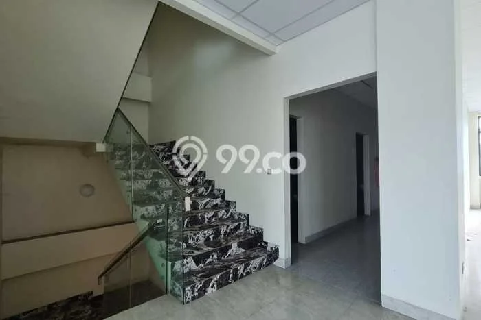 Kantor Dijual di Prime Area Jakarta Selatan Luas 2700m2 Kantor Dijual di Prime Area Jakarta Selatan Luas 2700m2