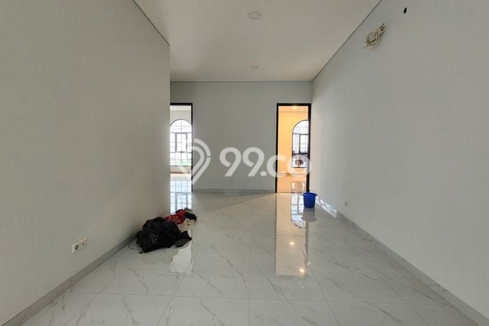 Hunian Mewah LB 430m2 Siap Pakai Desain Elegan di Ampera, Jakarta Selatan Hunian Mewah LB 430m2 Siap Pakai Desain Elegan di Ampera, Jakarta Selatan