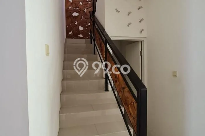 Jarang Ada! Rumah Kontrakan 4 Kamar Nyaman Siap Huni BSB City Jarang Ada! Rumah Kontrakan 4 Kamar Nyaman Siap Huni BSB City