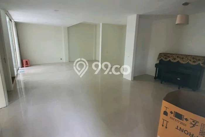Rumah Modern 4 KT di Citraland Surabaya Unfurnished Rumah Modern 4 KT di Citraland Surabaya Unfurnished