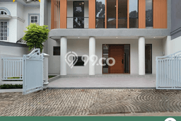 For Sale! Luxury House LT 210m2 Desain Modern di Legenda Wisata For Sale! Luxury House LT 210m2 Desain Modern di Legenda Wisata