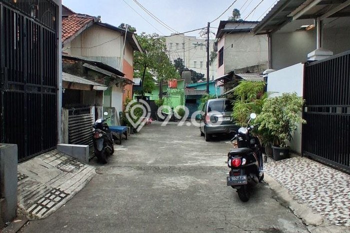 Unit Kost Dijual di Jatinegara dengan 8 Kamar Tidur & Luas Bangunan 96m2 Unit Kost Dijual di Jatinegara dengan 8 Kamar Tidur & Luas Bangunan 96m2