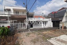 Dijual Hunian Mewah dengan Fasilitas Sekitar Lengkap di Tebet, Jakarta Selatan Dijual Hunian Mewah dengan Fasilitas Sekitar Lengkap di Tebet, Jakarta Selatan