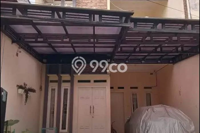 Rumah Strategis Modern Lb 180m2 di Pasar Minggu, Jakarta Selatan Rumah Strategis Modern Lb 180m2 di Pasar Minggu, Jakarta Selatan
